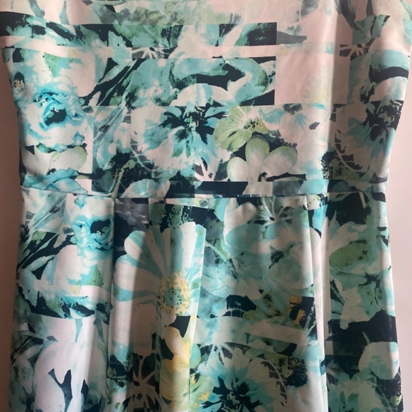 Alfani Floral Dress - Picture 2 of 7